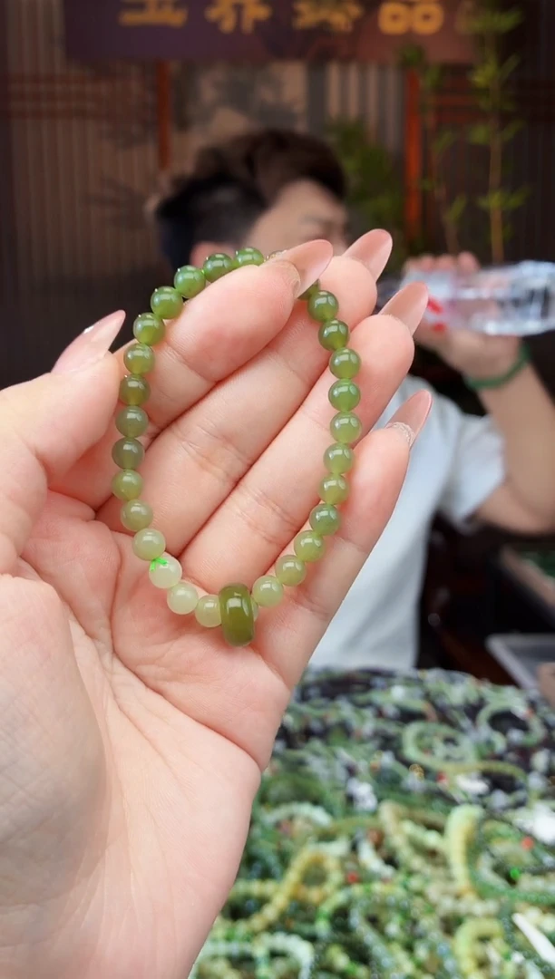 和田玉未镶嵌颈饰拍一发一