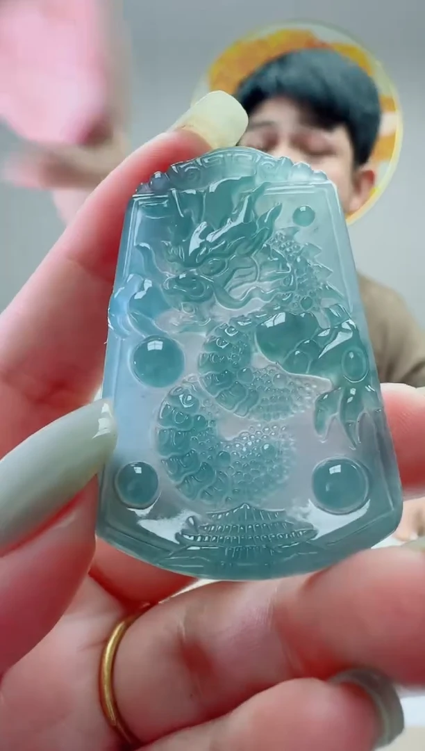 翡翠未镶嵌颈饰多样性随机发其一