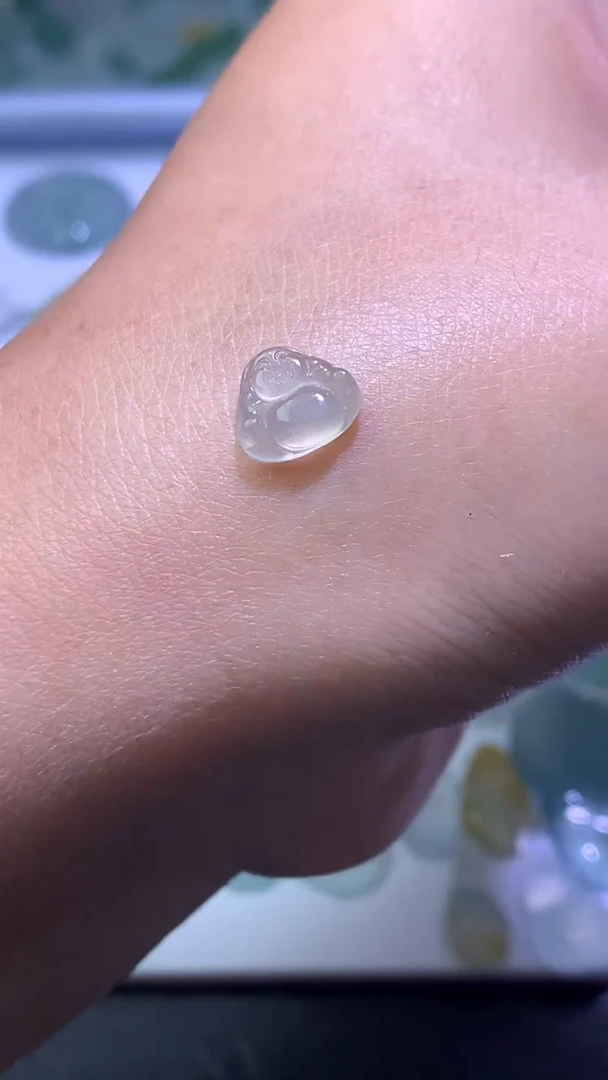 未镶嵌定制翡翠毛货