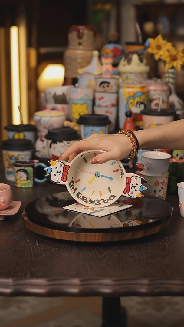 景德镇釉下彩绘设计师款式陶瓷