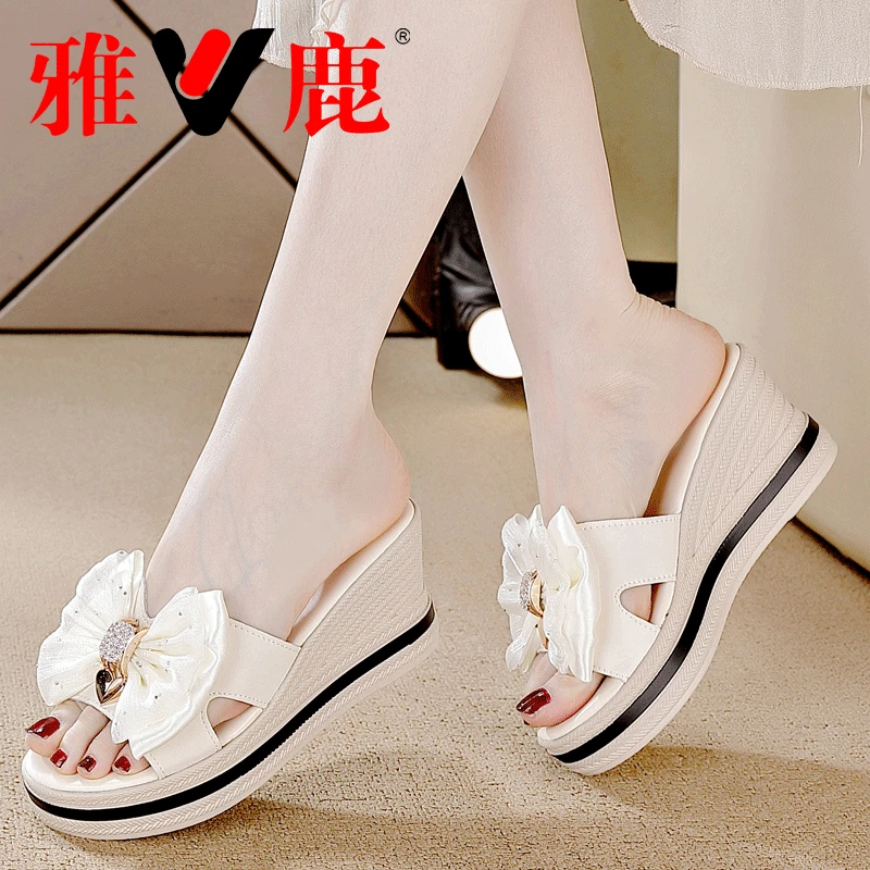 V/雅鹿坡跟舒适轻便百搭休闲凉拖鞋2025夏季新款时尚韩版坡跟女鞋