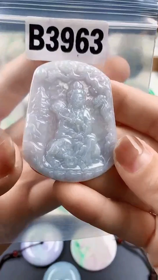 颈饰未镶嵌翡翠天然翡翠吊坠挂件