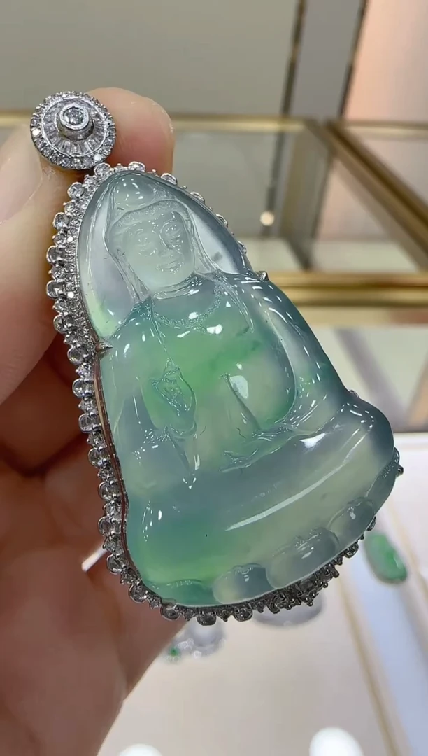 【闪购商品】翡翠吊坠(不含链)18K金镶嵌