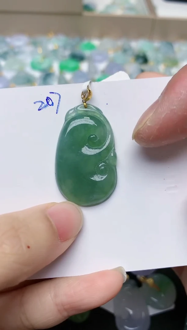 【闪购商品】翡翠颈饰18K金镶嵌天然翡翠A货    207