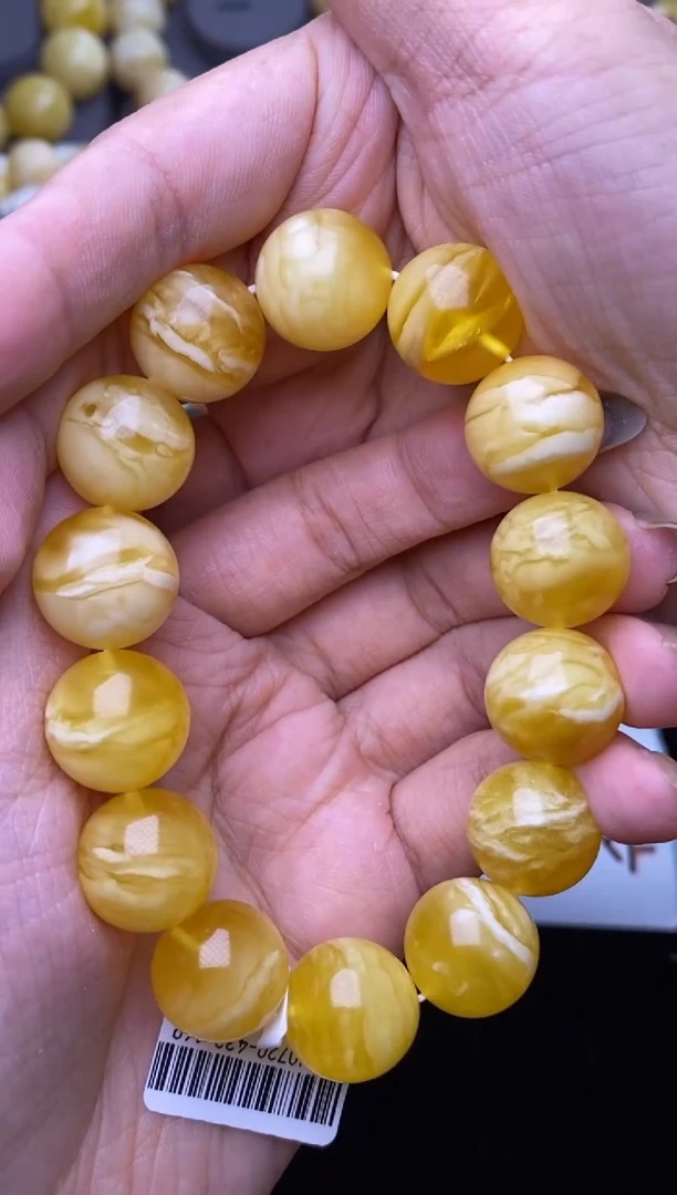 裸石琥珀未镶嵌大小姐珠宝104