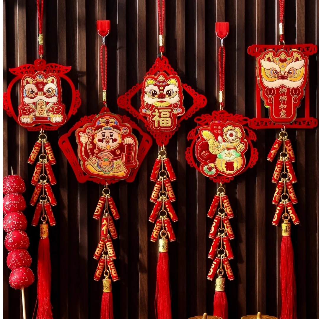 蛇年鞭炮挂件2025新年家用客厅布置过年春节喜庆装饰财神醒狮挂饰