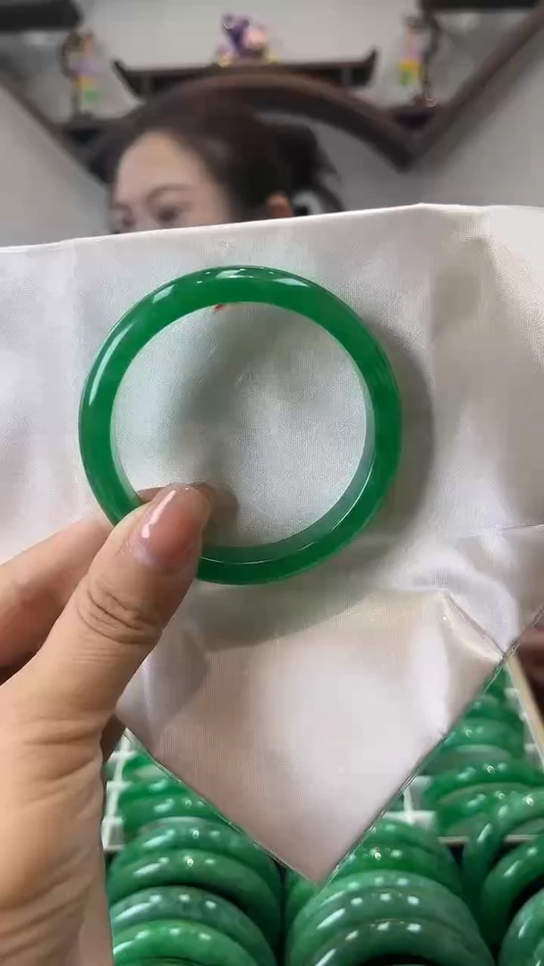 【闪购商品】砖雕闪42 圈口56 独货手镯