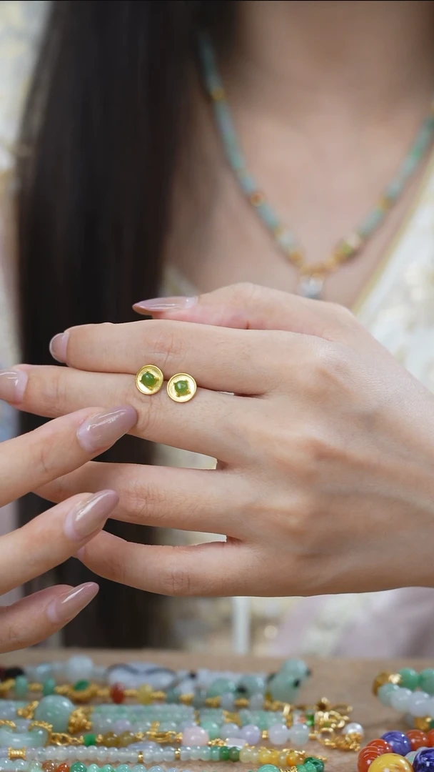 和田玉银S925镶嵌耳饰耳钉