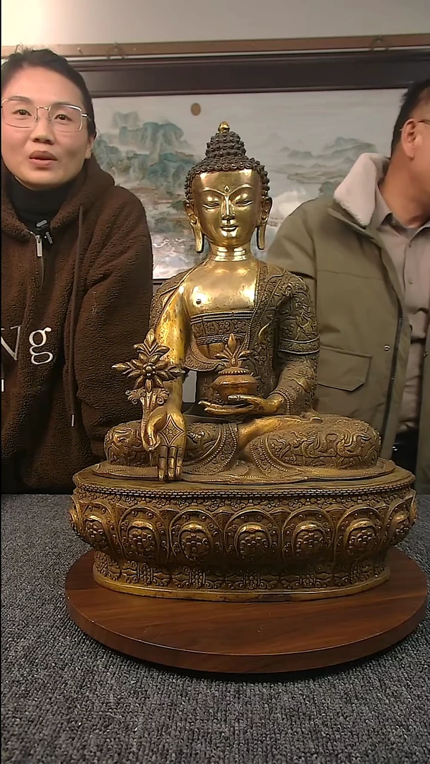 铜全****）收藏摆件00001