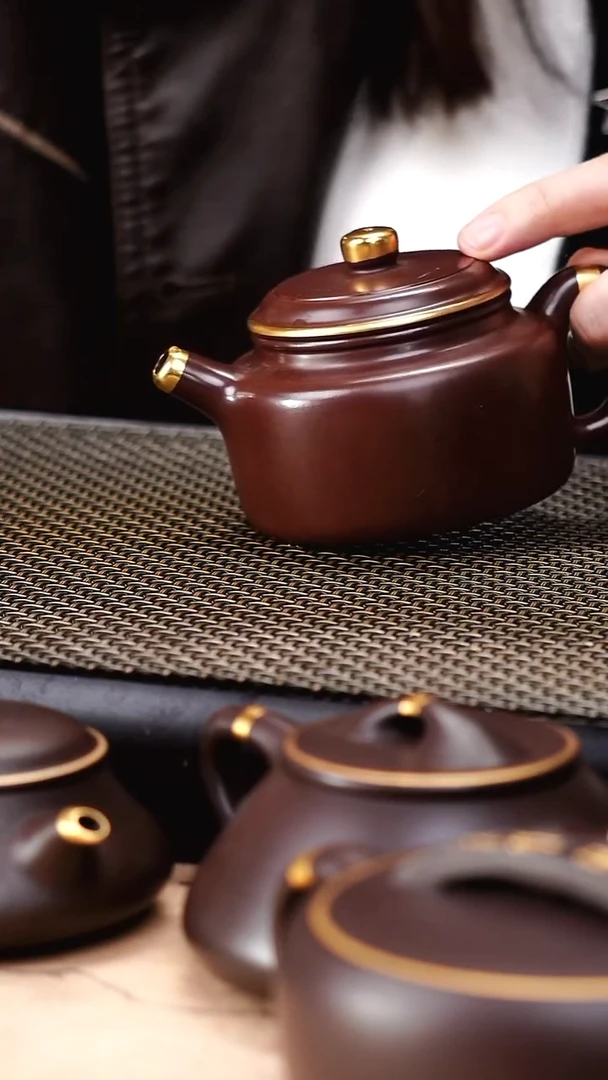 茶壶紫砂四号井茄皮紫泥描金薄胎德钟160cc