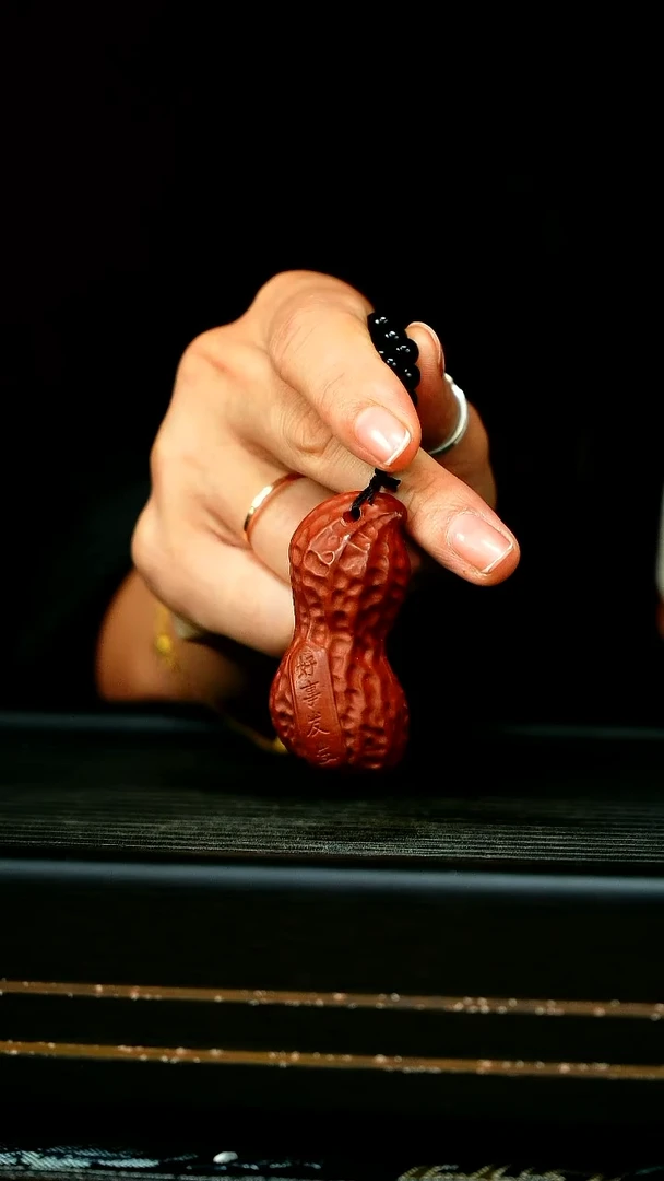 茶壶紫砂好事花生 手把件