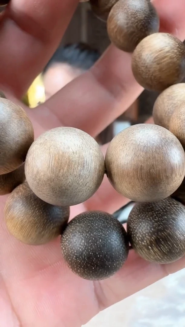 【闪购商品】檀香木手串/手链1.5随机一条
