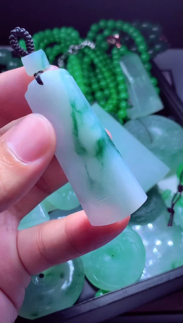 未镶嵌定制翡翠荪*#翡翠毛货定制