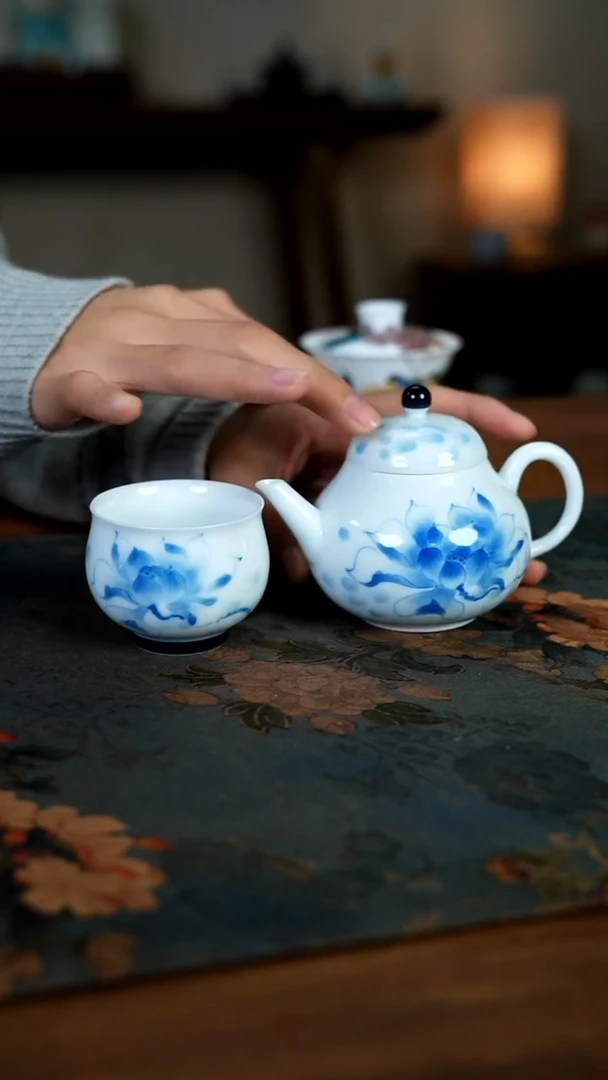 陶瓷一一一五-二零八