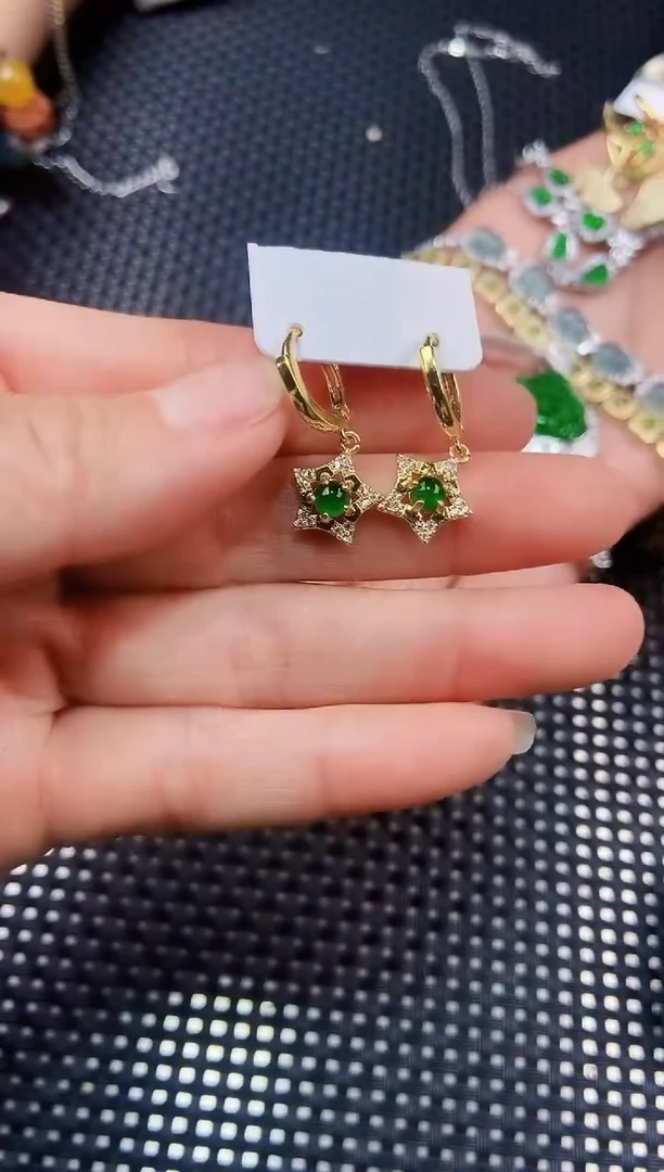 【闪购商品】翡翠耳饰未镶嵌111111111