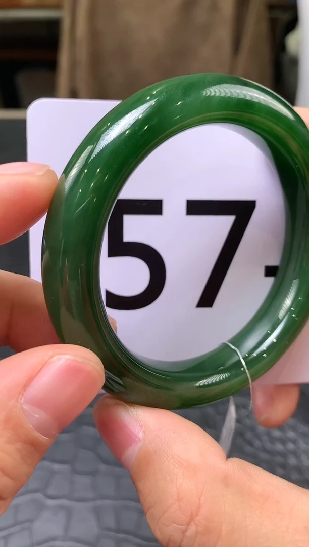 【闪购商品】和田玉碧玉手镯未镶嵌一个