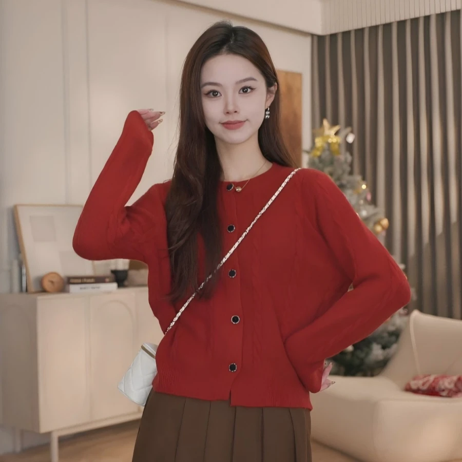 【新春钜惠】茵曼冬季时尚保暖百搭开衫毛衣慵懒百搭绣花红色针织衫