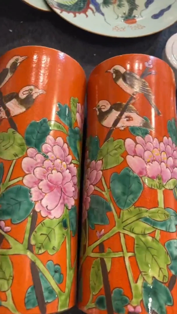 摆件瓷摆件瓷摆件泛红冒桶