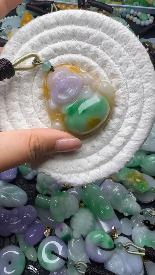 颈饰未镶嵌翡翠缅甸翡翠吊坠