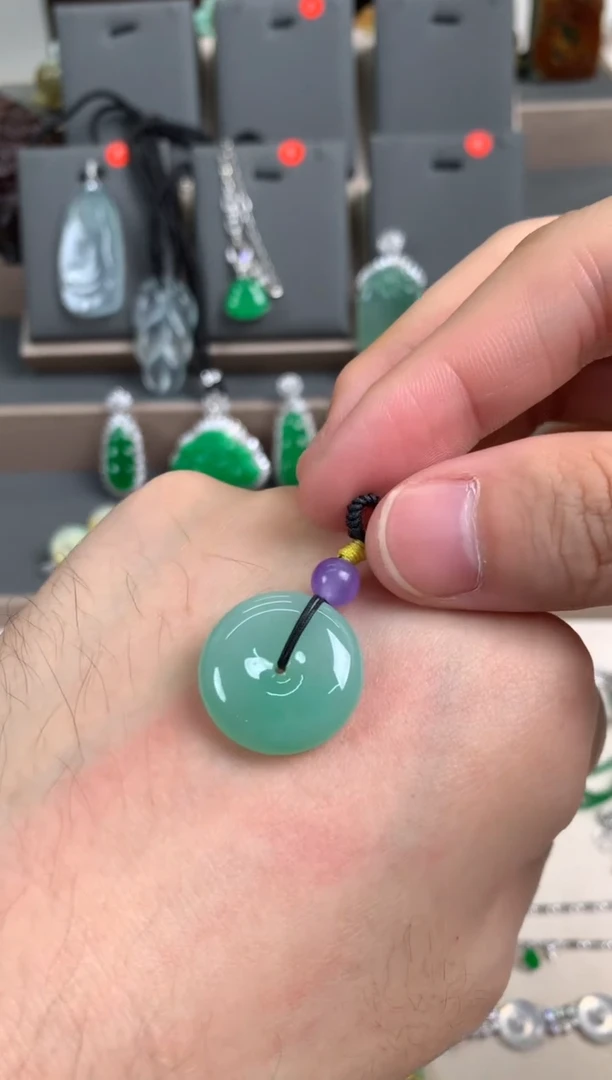 未镶嵌定制翡翠裸玉