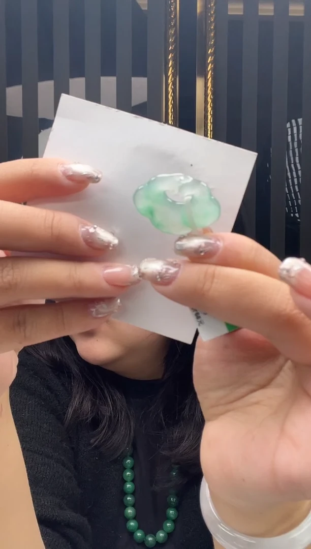 未镶嵌手镯石英质玉32