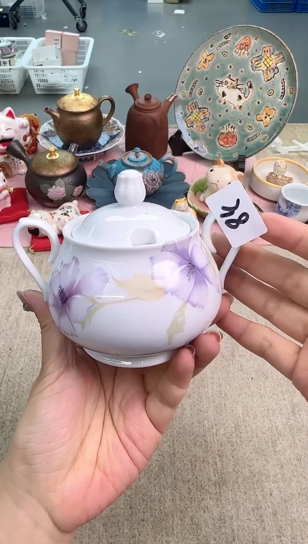 瓷片泡泡家的瓷器真好看
