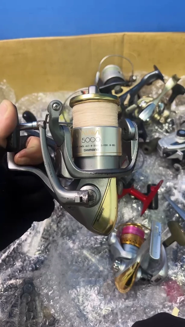 笛*喂微瑕钓鱼轮，直播间讲解为准，看清楚再拍，如有拆卸不退换