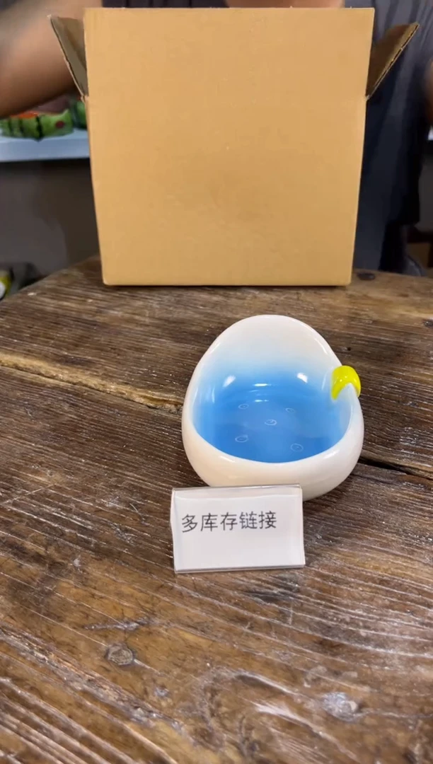 47釉下彩手绘陶瓷
