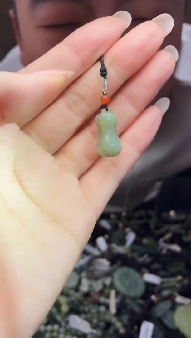 颈饰未镶嵌和田玉多样性发货，拍一发一
