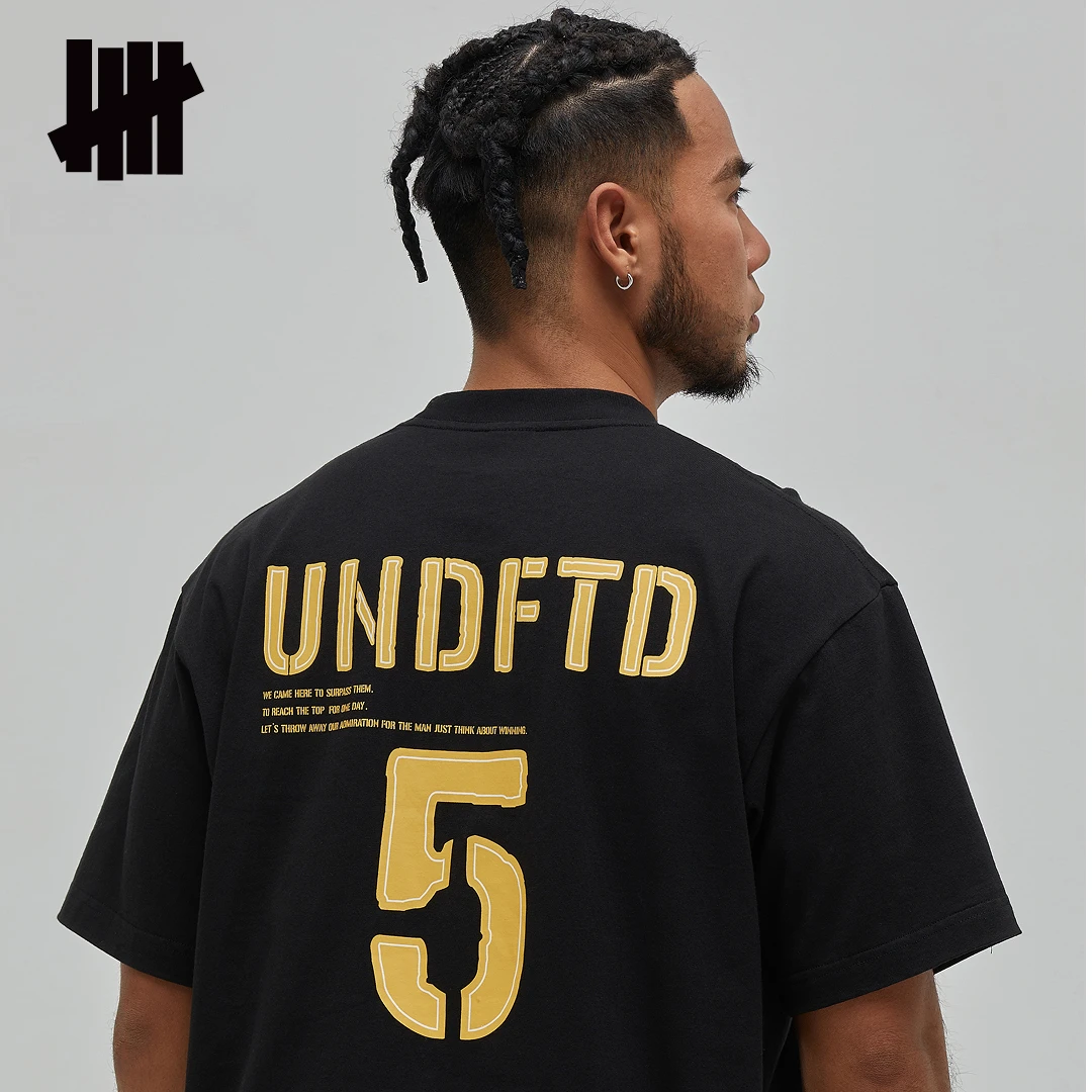 UNDEFEATED五条杠春季新品简约百搭潮流男士t恤短袖UE51GSS09M