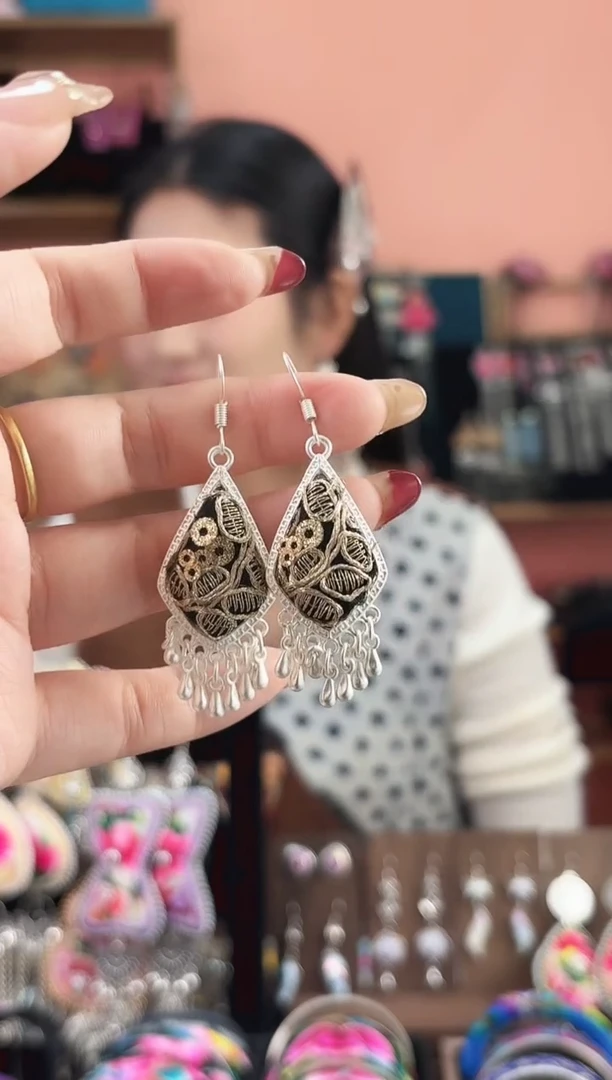 织绣艺枝独绣手工饰品61