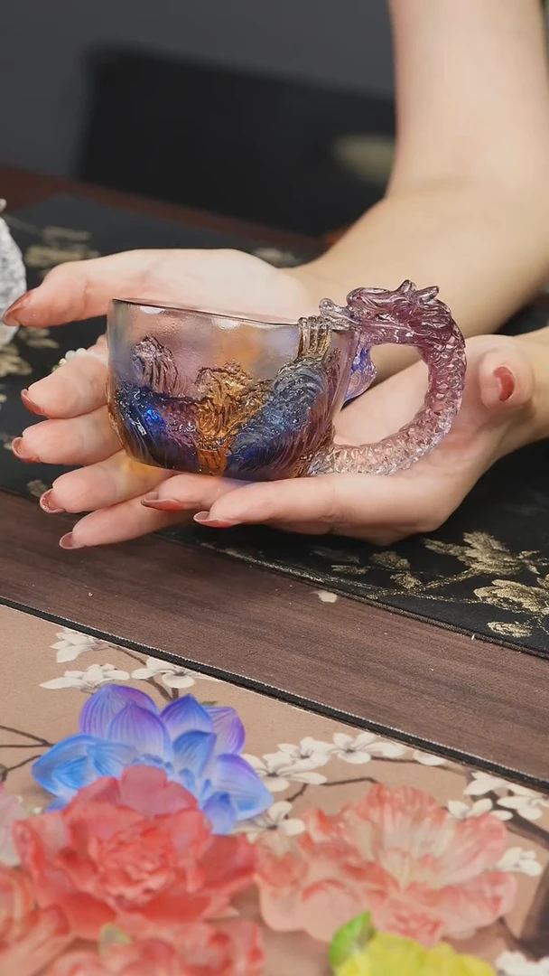 手工艺品琉璃紫色龙杯