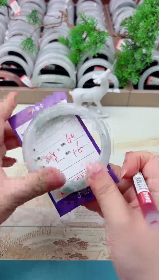 石英质玉手镯未镶嵌28