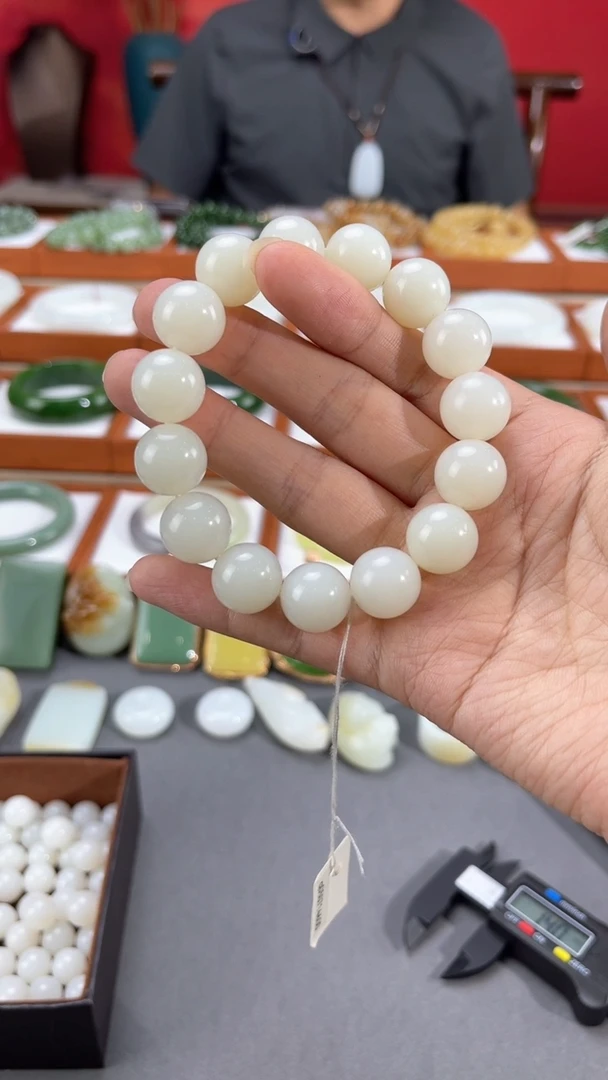 手链未镶嵌和田玉手串
