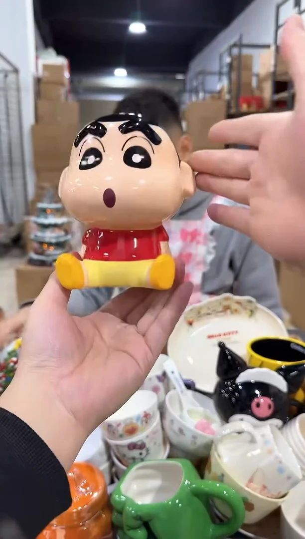 瓷片小新钱罐