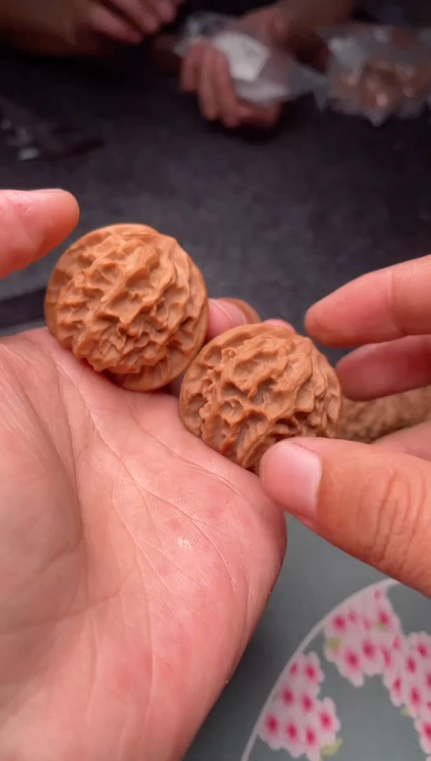 把件文玩核桃a320   龙鳞 39尺