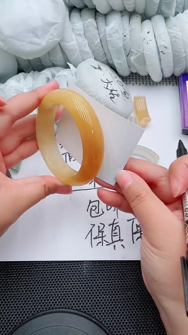 未镶嵌手镯石英质玉84-59-60