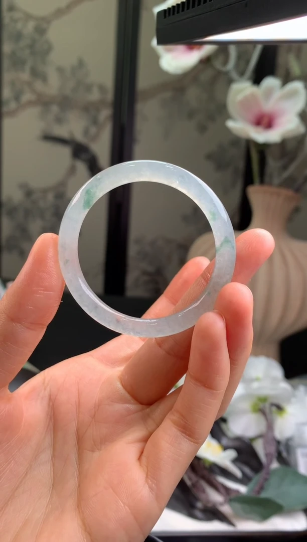 翡翠未镶嵌颈饰?****?0247812449