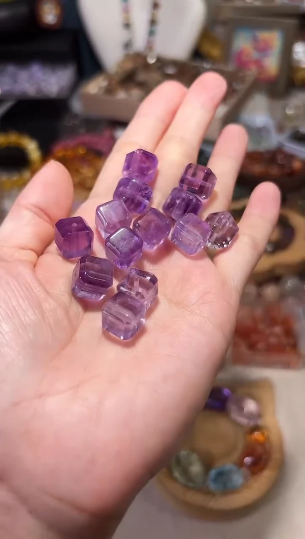 水晶手串未镶嵌深紫方糖宽卡10单颗