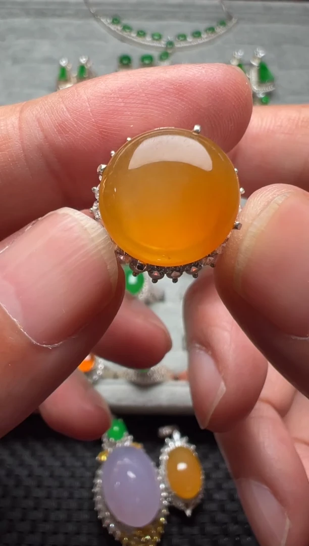 未镶嵌定制翡翠缅甸A货翡翠