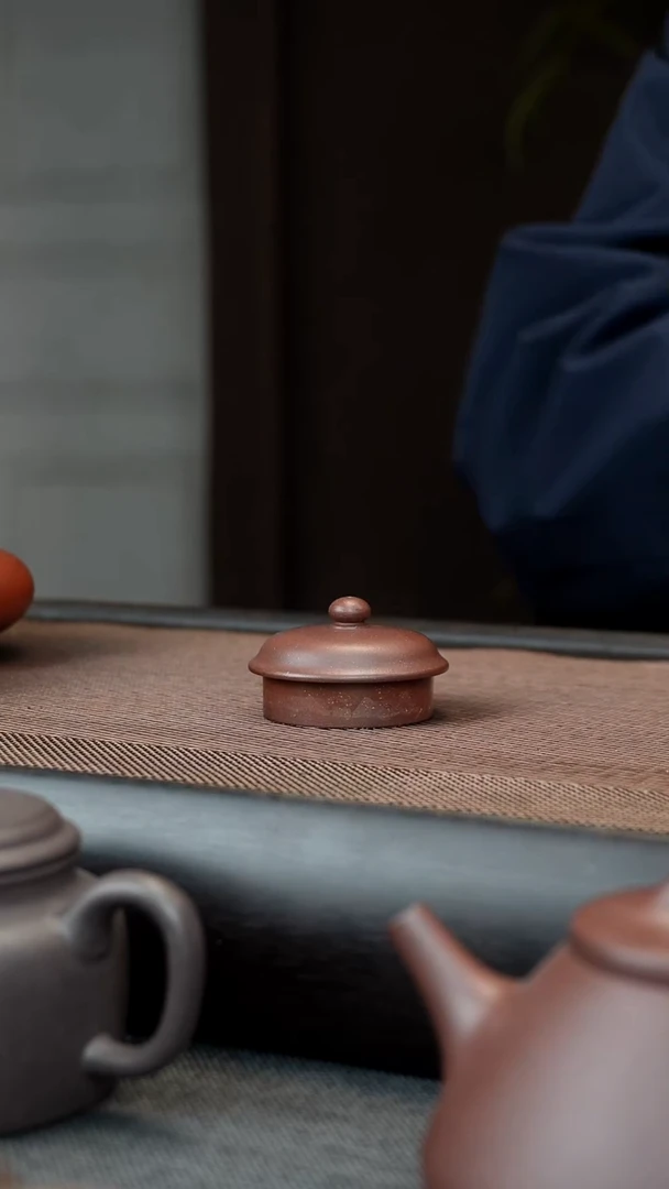 【闪购商品】紫砂茶壶三足潘壶 底槽清 120CC