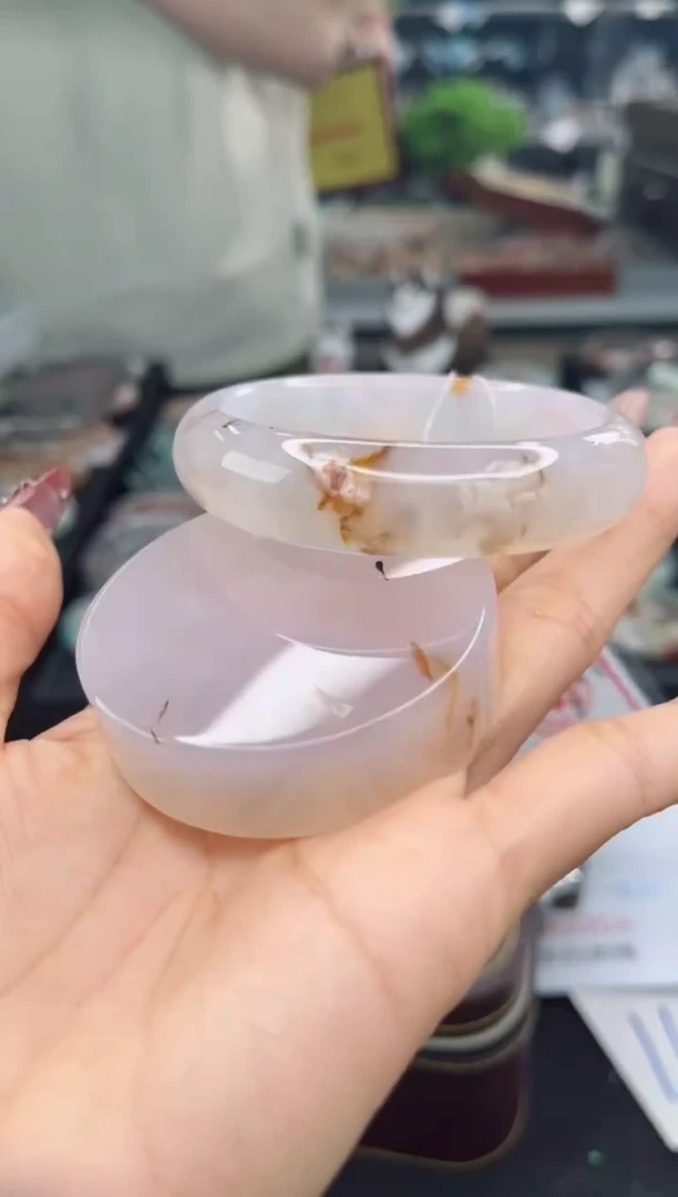 【闪购商品】石英质玉手镯未镶嵌56圈口（赠品镯心）3570114