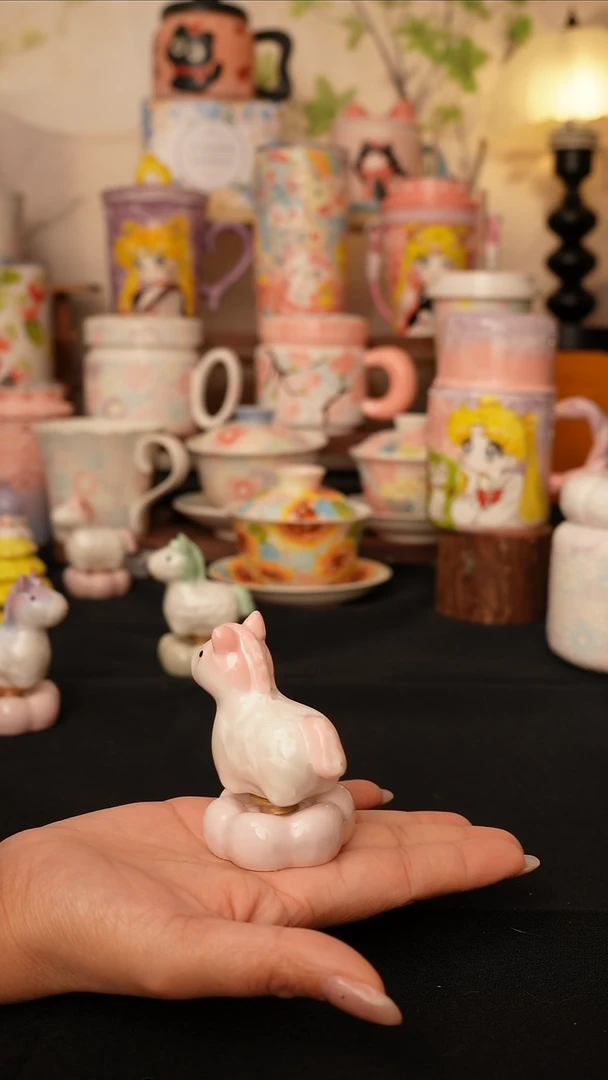 陶景德镇手绘的杯子