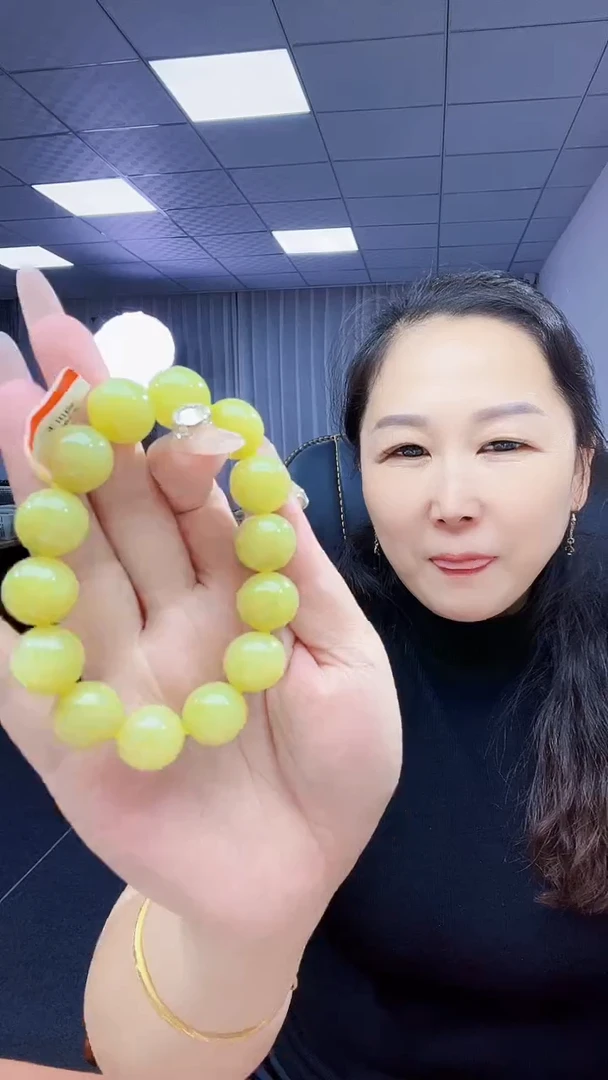 未镶嵌手串和田玉纯天然和田玉新疆若羌黄口冰底鸡油黄16