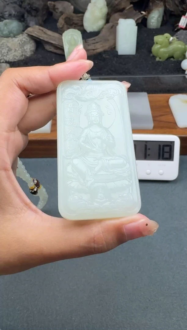 和田玉未镶嵌颈饰1