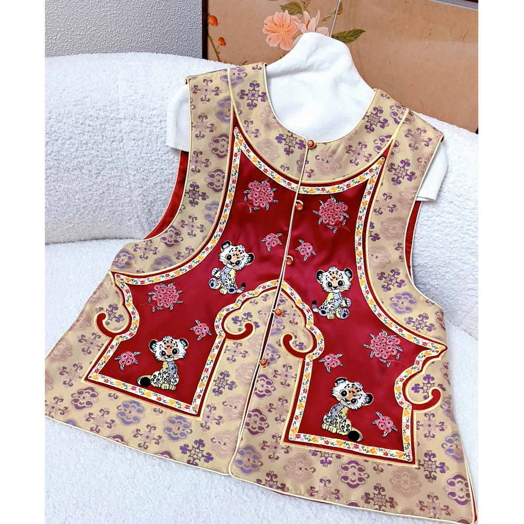 （暴富2026）春季新款新年款刺绣马甲新款中式国风气质手工复古马甲