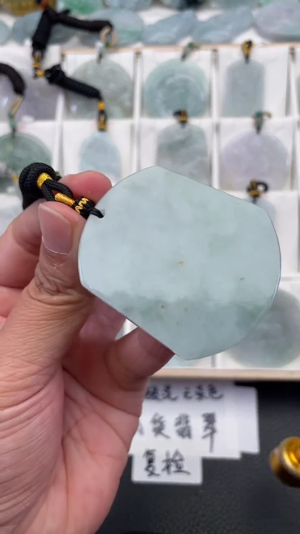 颈饰未镶嵌翡翠天然缅甸翡翠A货466