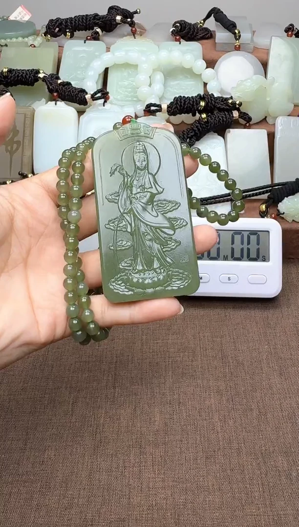 颈饰未镶嵌和田玉1