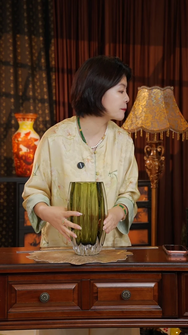 琉璃水晶琉璃。。。。。。。
