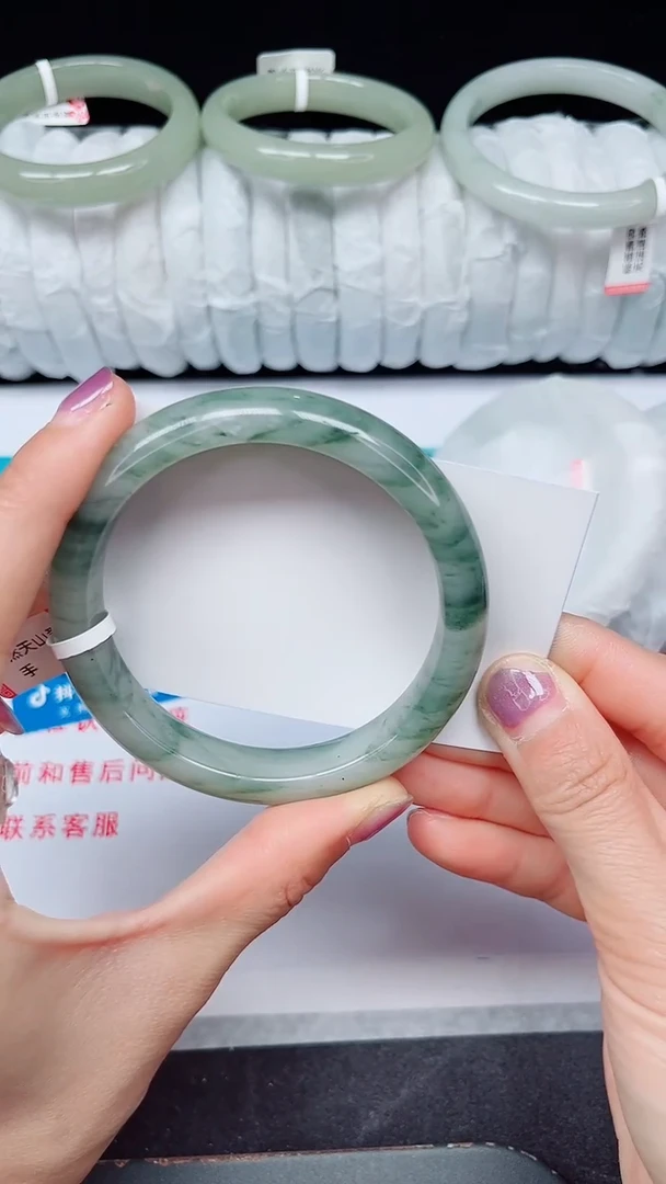 未镶嵌手镯石英质玉285-60/61